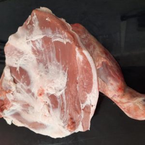 EPAULE D'AGNEAU ENTIERE 1kg500 environ